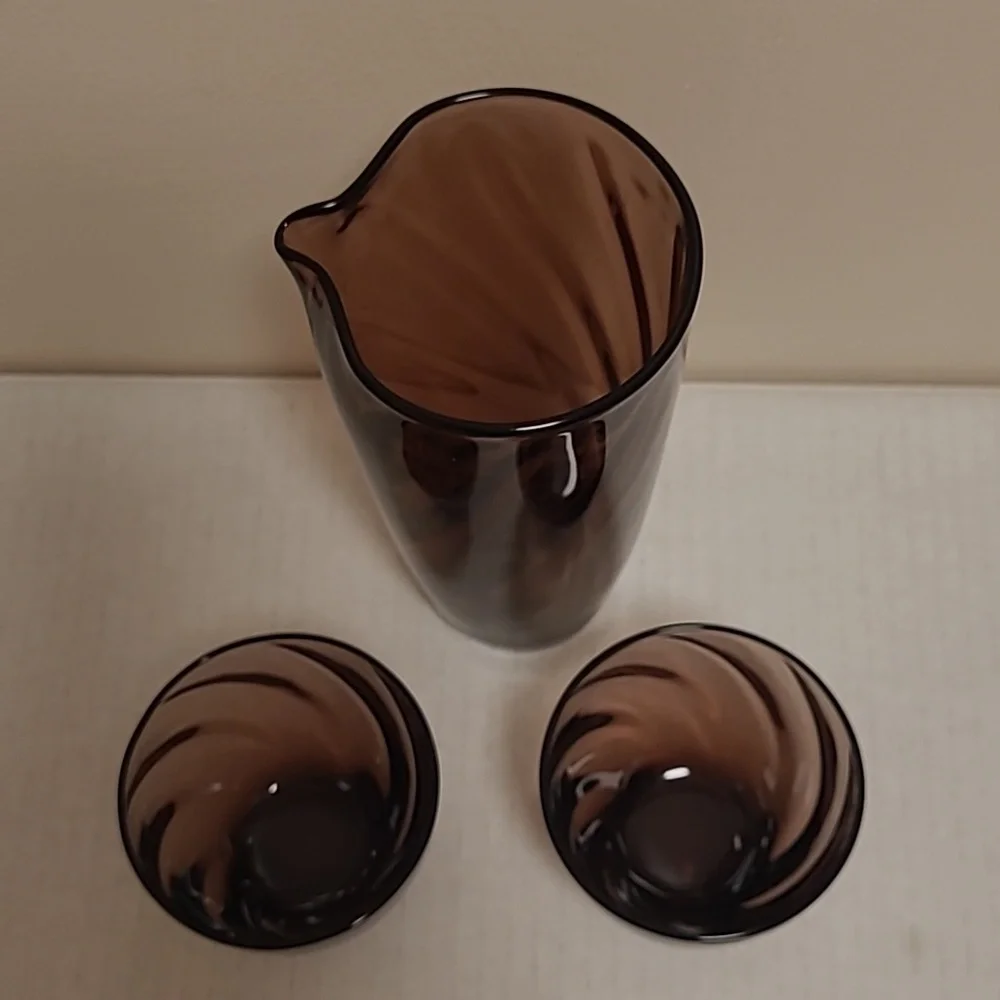 Vintage Amethyst Cocktail Pitcher with 2 Cocktail Glasses